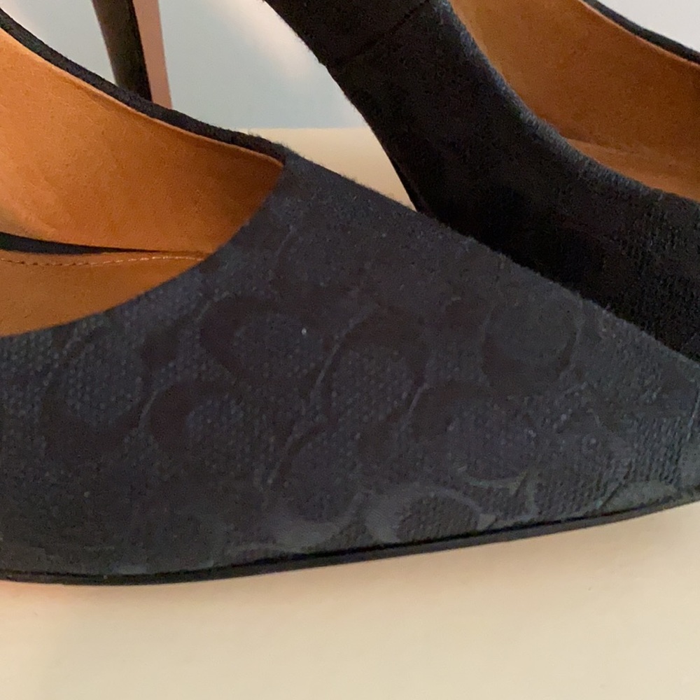 Size 10 coach heels perfect condition - Picture 3 of 5
